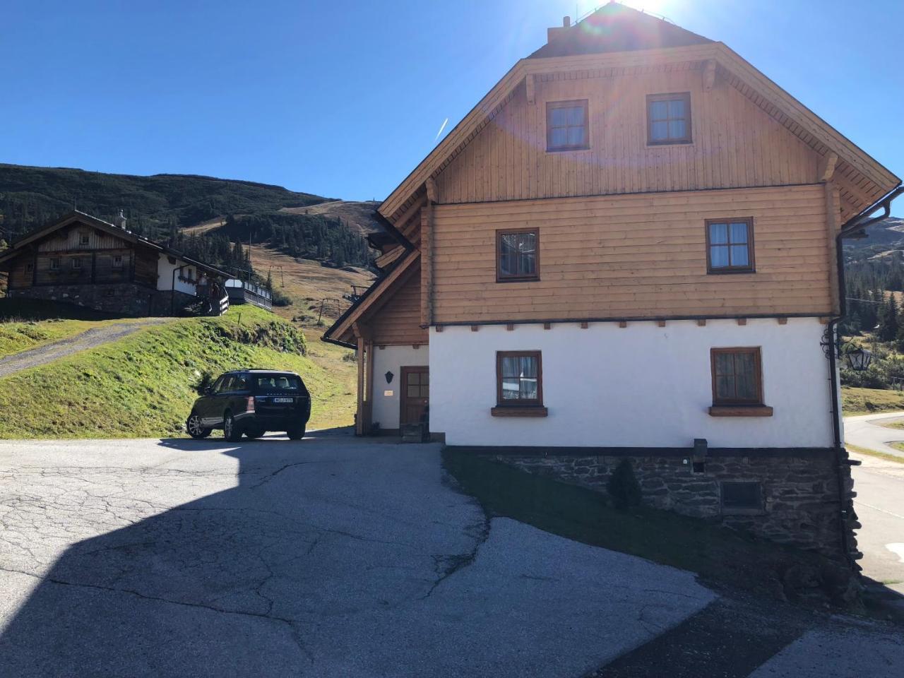 Tauernhaus Appartment Planneralm Buitenkant foto