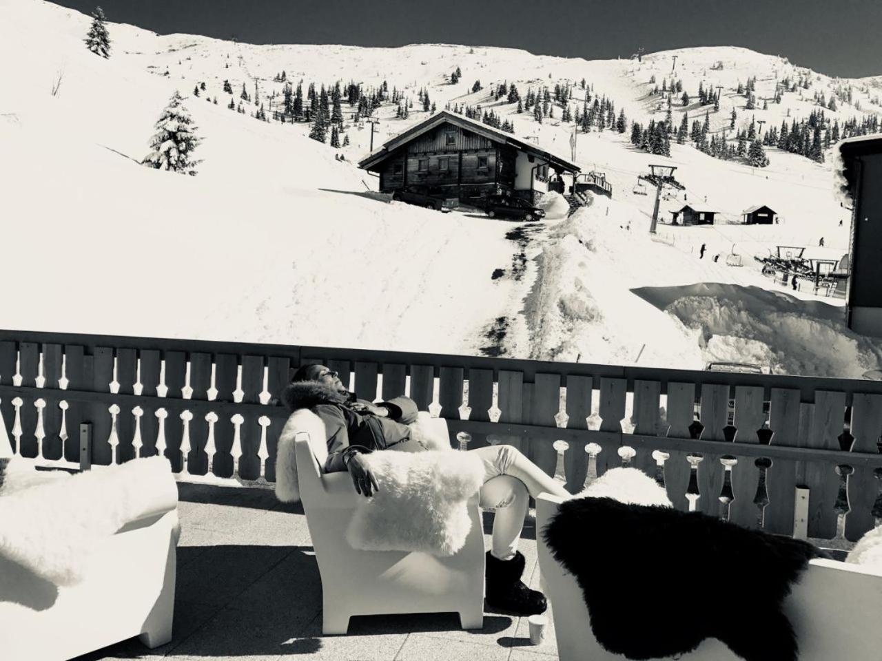 Tauernhaus Appartment Planneralm Buitenkant foto