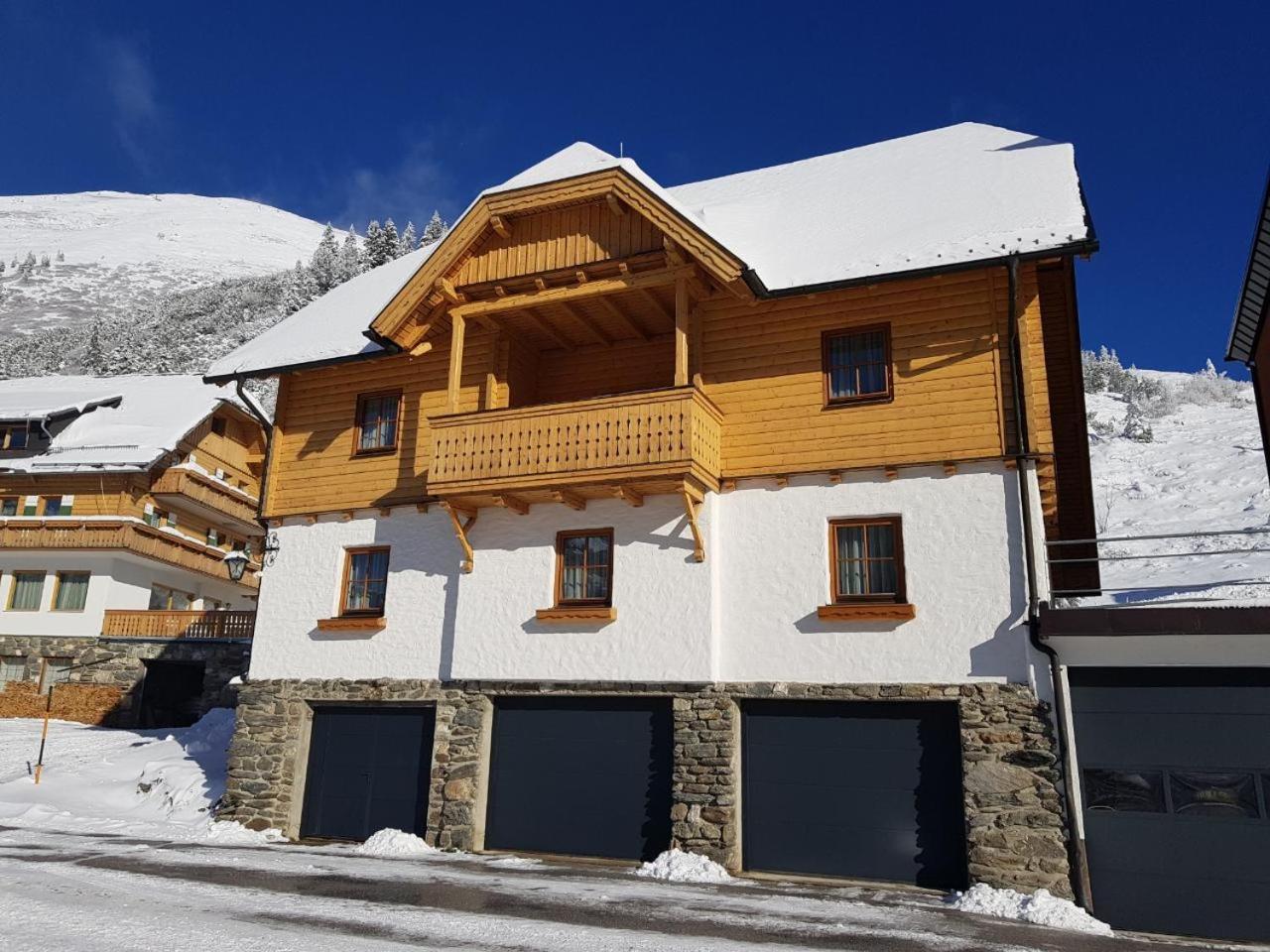 Tauernhaus Appartment Planneralm Buitenkant foto